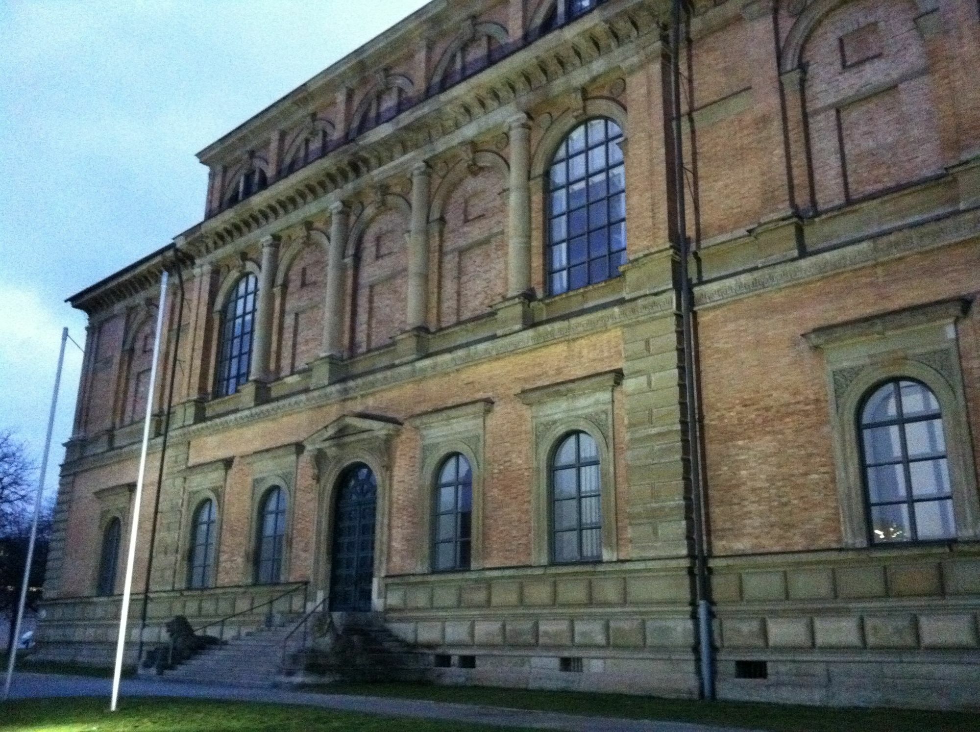 Hotel Hauser An Der Universitaet Múnich Exterior foto